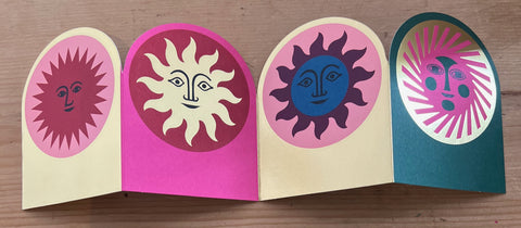 Sun Concertina Card